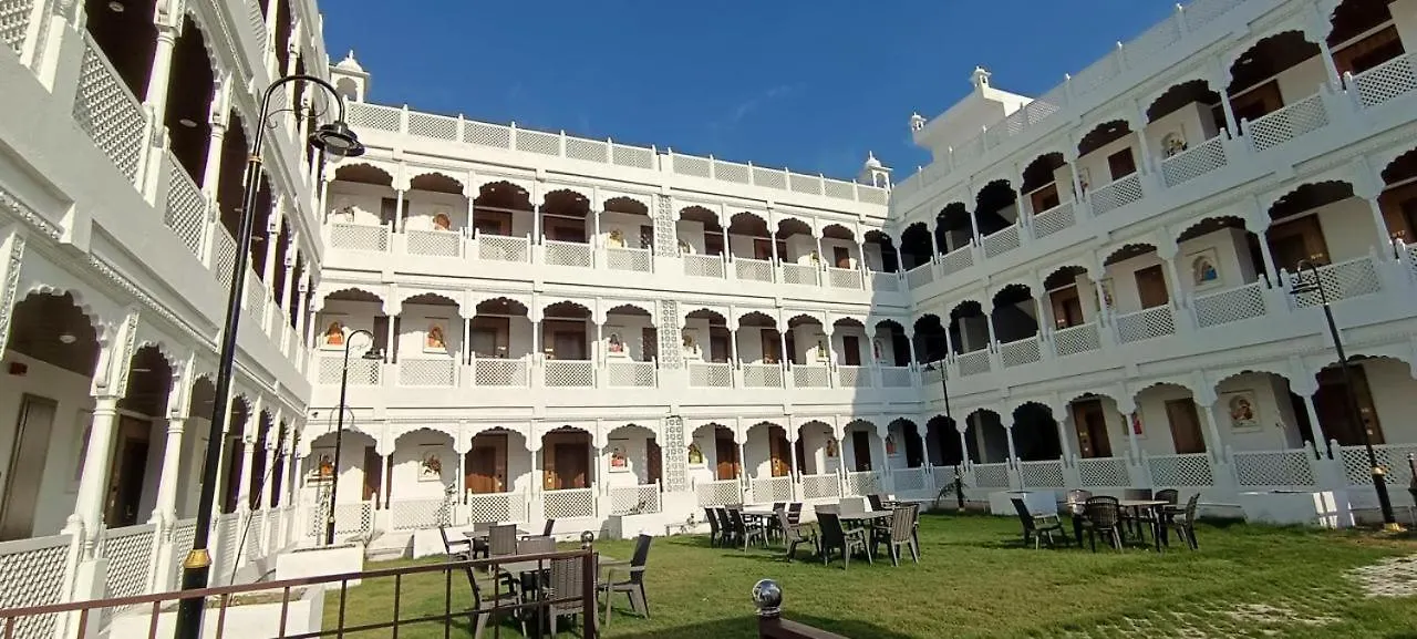 Semesteranläggning (resort) Gold Nest Rubystone Heritage Udaipur